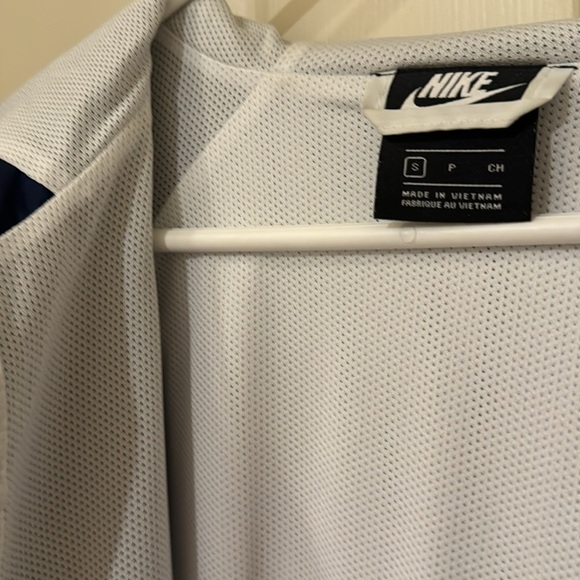 Nike Men’s S Lined Windbreaker Jacket - Picture 4 of 7